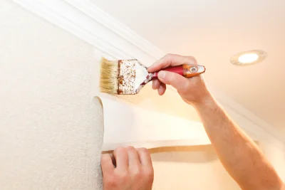 Pose de papier peint à Poinsenot — revêtements muraux et toiles de verre